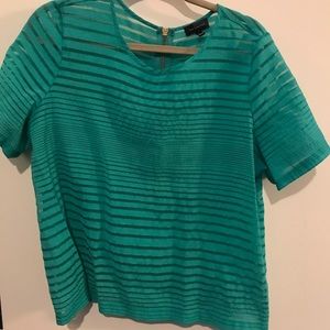 The limited striped sheet top